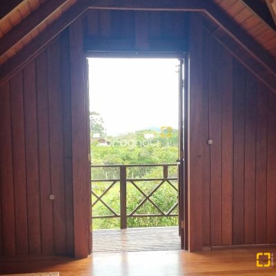 Casa com 154m², 3 quartos, 2 garagens, no bairro Rio Tavares em Florianópolis