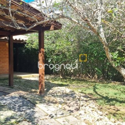 Casa com 154m², 3 quartos, 2 garagens, no bairro Rio Tavares em Florianópolis