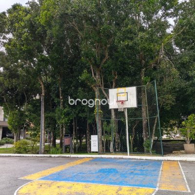Terreno com 450m², no bairro Jurerê em Florianópolis