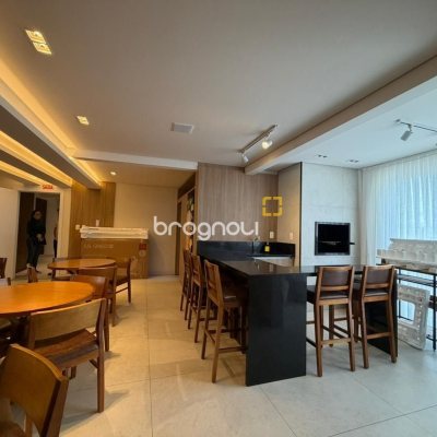 Apartamento com 101m², 3 quartos (sendo 1 suíte), 1 garagem, no bairro Campinas em São José