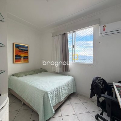 Apartamento com 101m², 3 quartos (sendo 1 suíte), 1 garagem, no bairro Campinas em São José
