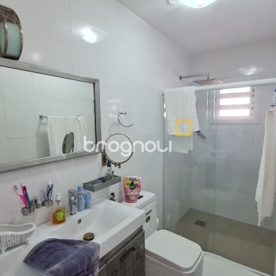 Casa com 305m², 3 quartos (sendo 3 suítes), 3 garagens, no bairro Pântano do Sul em Florianópolis