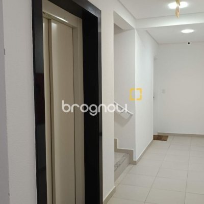 Apartamento com 71m², 2 quartos (sendo 1 suíte), 1 garagem, no bairro Ingleses em Florianópolis