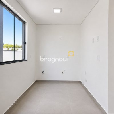 Studio com 24m², 1 quarto, 1 garagem, no bairro Campeche em Florianópolis