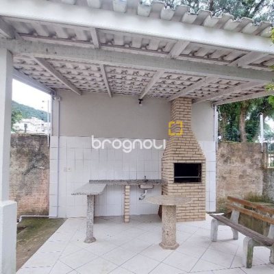 Apartamento com 80m², 3 quartos, 1 garagem, no bairro Trindade em Florianópolis