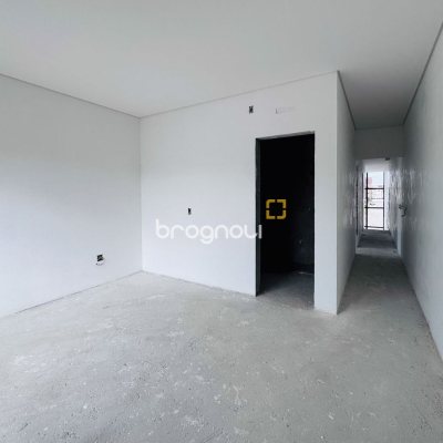Casa com 174m², 3 quartos (sendo 3 suítes), 2 garagens, no bairro Campeche em Florianópolis