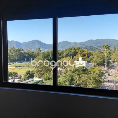 Apartamento com 115m², 3 quartos (sendo 1 suíte), 2 garagens, no bairro Agronômica em Florianópolis