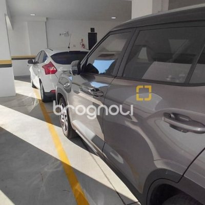Apartamento com 115m², 3 quartos (sendo 1 suíte), 2 garagens, no bairro Agronômica em Florianópolis