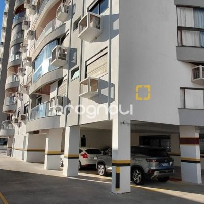 Apartamento com 115m², 3 quartos (sendo 1 suíte), 2 garagens, no bairro Agronômica em Florianópolis