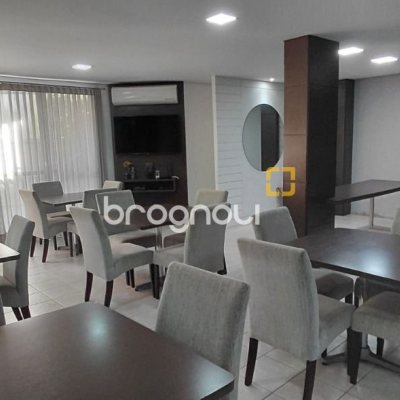 Apartamento com 115m², 3 quartos (sendo 1 suíte), 2 garagens, no bairro Agronômica em Florianópolis