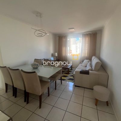 Apartamento com 81m², 3 quartos (sendo 2 suítes), 1 garagem, no bairro Balneário em Florianópolis