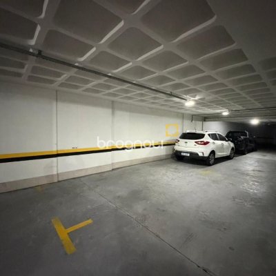 Apartamento com 68m², 2 quartos (sendo 1 suíte), 2 garagens, no bairro Centro em Florianópolis