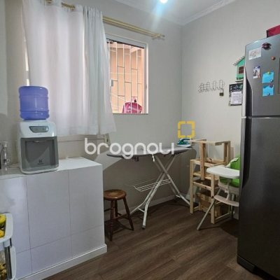 Casa com 262m², 4 quartos (sendo 1 suíte), 2 garagens, no bairro Ipiranga em São José
