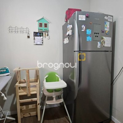 Casa com 262m², 4 quartos (sendo 1 suíte), 2 garagens, no bairro Ipiranga em São José