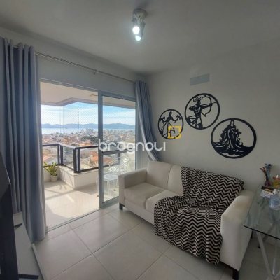 Apartamento com 78m², 3 quartos (sendo 1 suíte), 1 garagem, no bairro Jardim Cidade de Florianópolis em São José