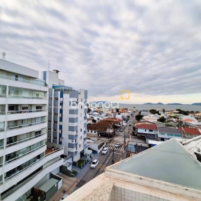 Cobertura com 180m², 3 quartos (sendo 3 suítes), 3 garagens, no bairro Balneário em Florianópolis