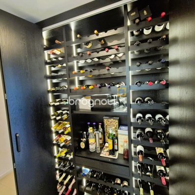 Cobertura com 180m², 3 quartos (sendo 3 suítes), 3 garagens, no bairro Balneário em Florianópolis