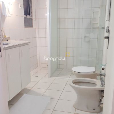 Apartamento com 102m², 3 quartos (sendo 1 suíte), 1 garagem, no bairro Centro em Florianópolis