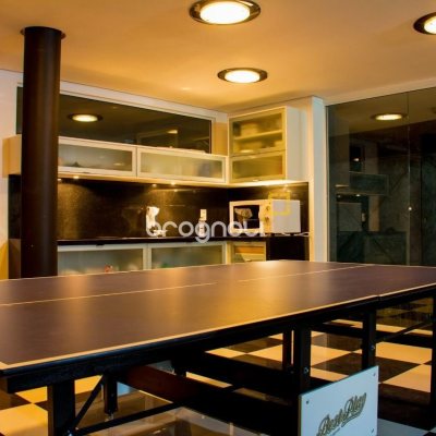 Casa com 650m², 5 quartos (sendo 2 suítes), 3 garagens, no bairro Cacupé em Florianópolis
