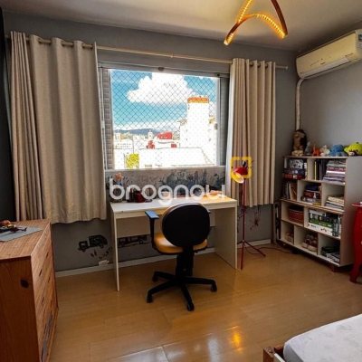 Apartamento com 117m², 4 quartos (sendo 1 suíte), 1 garagem, no bairro Trindade em Florianópolis