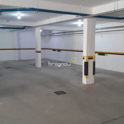 Cobertura com 176m², 3 quartos (sendo 1 suíte), 2 garagens, no bairro Itacorubi em Florianópolis