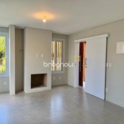 Casa de Condomínio com 197m², 4 quartos (sendo 4 suítes), 3 garagens, no bairro Campo Duna em Garopaba