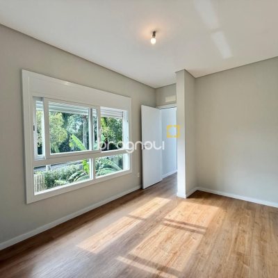 Casa de Condomínio com 197m², 4 quartos (sendo 4 suítes), 3 garagens, no bairro Campo Duna em Garopaba