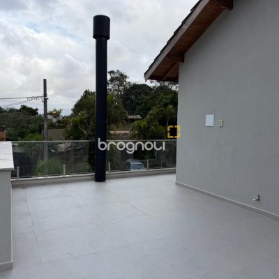 Casa de Condomínio com 197m², 4 quartos (sendo 4 suítes), 3 garagens, no bairro Campo Duna em Garopaba