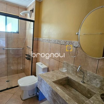 Casa com 288m², 6 quartos (sendo 2 suítes), 2 garagens, no bairro Praia Brava em Florianópolis