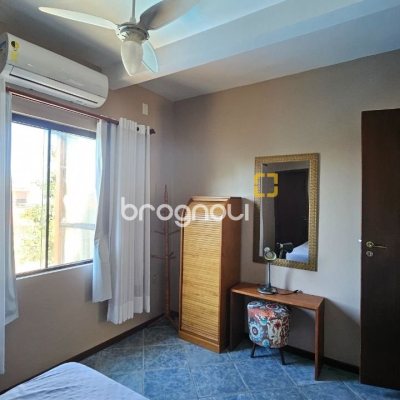 Casa com 288m², 6 quartos (sendo 2 suítes), 2 garagens, no bairro Praia Brava em Florianópolis