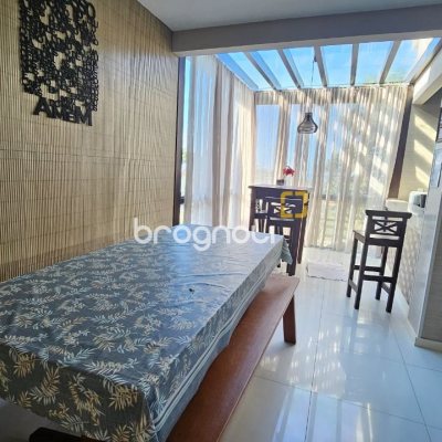 Casa com 288m², 6 quartos (sendo 2 suítes), 2 garagens, no bairro Praia Brava em Florianópolis