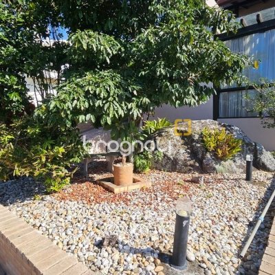 Casa com 288m², 6 quartos (sendo 2 suítes), 2 garagens, no bairro Praia Brava em Florianópolis