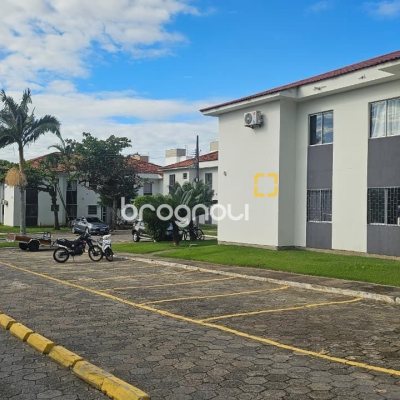 Apartamento com 49m², 2 quartos, 1 garagem, no bairro Canasvieiras em Florianópolis