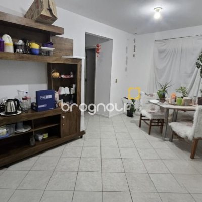 Apartamento com 49m², 2 quartos, 1 garagem, no bairro Canasvieiras em Florianópolis
