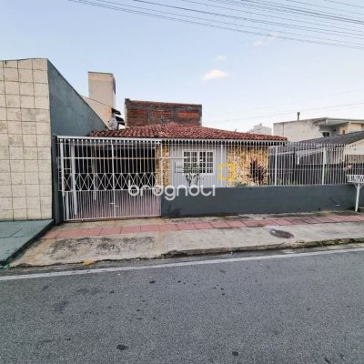 Casa com 180m², 4 quartos, 2 garagens, no bairro Bela Vista em São José