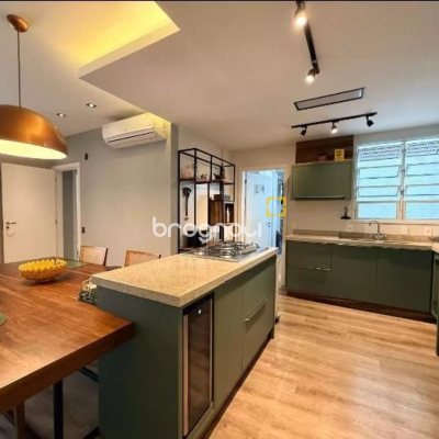 Apartamento com 122m², 3 quartos (sendo 1 suíte), 2 garagens, no bairro Santo Antônio de Lisboa em Florianópolis