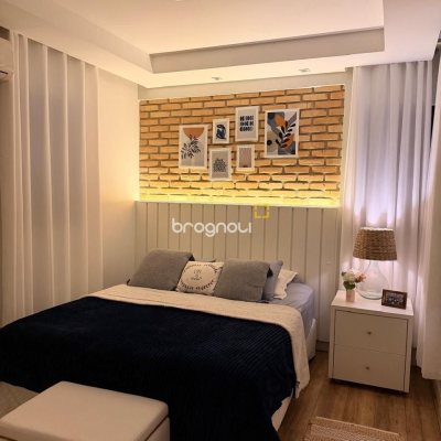 Casa com 309m², 4 quartos (sendo 1 suíte), 3 garagens, no bairro Sambaqui em Florianópolis