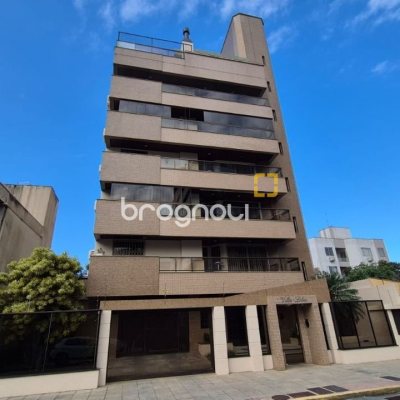 Cobertura com 327m², 5 quartos (sendo 2 suítes), 3 garagens, no bairro Trindade em Florianópolis