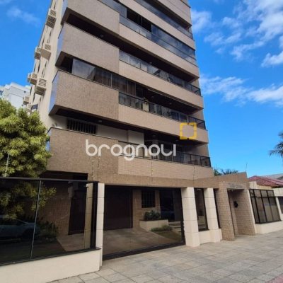 Cobertura com 327m², 5 quartos (sendo 2 suítes), 3 garagens, no bairro Trindade em Florianópolis