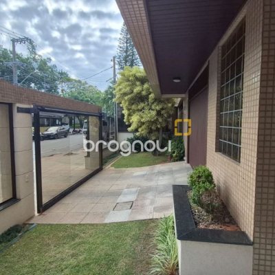 Cobertura com 327m², 5 quartos (sendo 2 suítes), 3 garagens, no bairro Trindade em Florianópolis