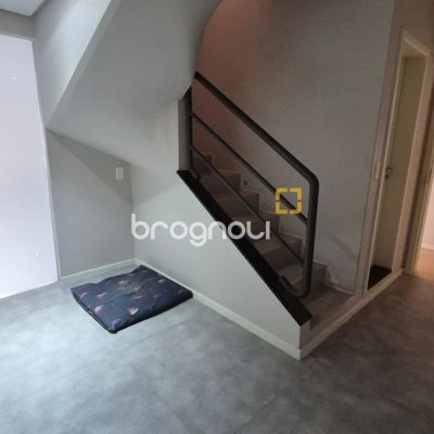 Cobertura com 327m², 5 quartos (sendo 2 suítes), 3 garagens, no bairro Trindade em Florianópolis