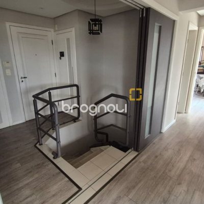 Cobertura com 327m², 5 quartos (sendo 2 suítes), 3 garagens, no bairro Trindade em Florianópolis