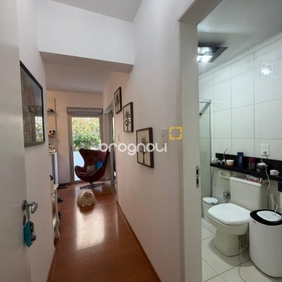 Apartamento com 106m², 3 quartos (sendo 1 suíte), 1 garagem, no bairro Centro em Florianópolis