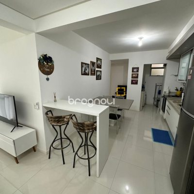 Apartamento com 78m², 2 quartos (sendo 1 suíte), 1 garagem, no bairro Ingleses em Florianópolis