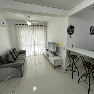 Apartamento com 78m², 2 quartos (sendo 1 suíte), 1 garagem, no bairro Ingleses em Florianópolis