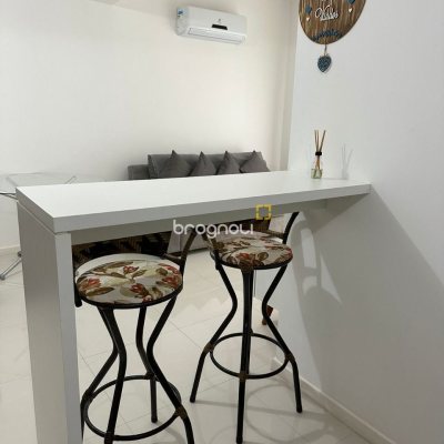 Apartamento com 78m², 2 quartos (sendo 1 suíte), 1 garagem, no bairro Ingleses em Florianópolis