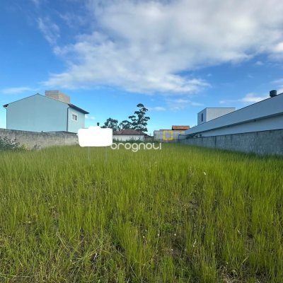 Terreno com 464m², no bairro Rio Vermelho em Florianópolis