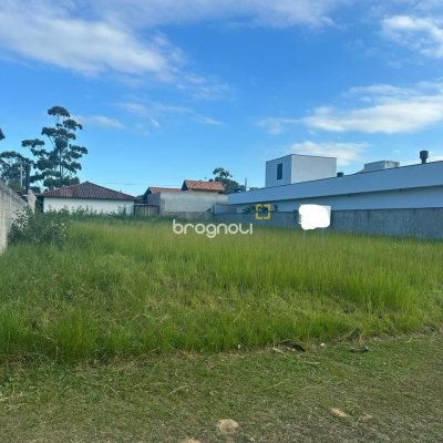 Terreno com 464m², no bairro Rio Vermelho em Florianópolis