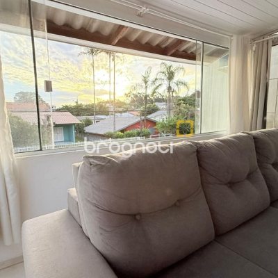 Casa com 76m², 4 quartos, 1 garagem, no bairro São João do Rio Vermelho em Florianópolis