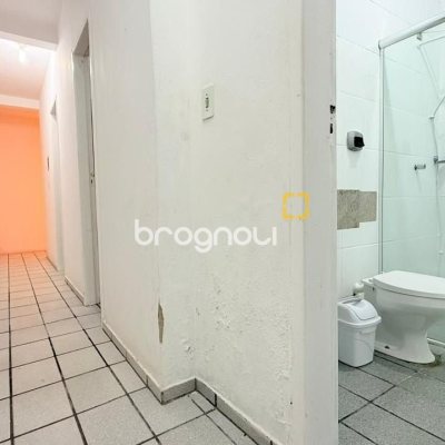 Casa com 76m², 4 quartos, 1 garagem, no bairro São João do Rio Vermelho em Florianópolis